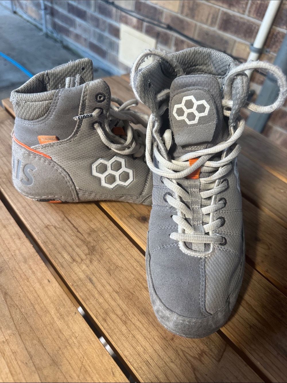 Gray Kids High-Top Sneakers with Orange Trim